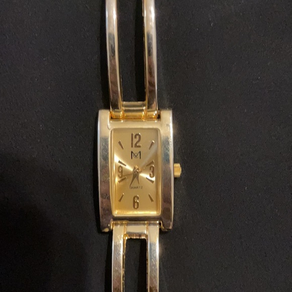 Costume watch - Picture 2 of 3